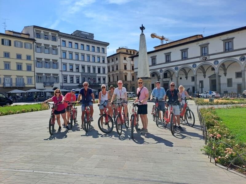 SMALL GROUP GUIDED TOUR OF FLORENCE AND PIAZZALE MICHELANGELO BY E-BIKE WITH SURPRISE TASTING