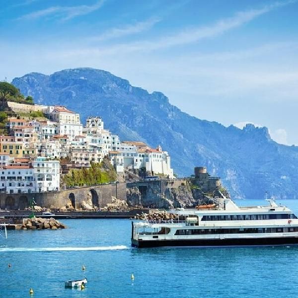 SMALL GROUP AMALFI COAST DISCOVERY TOUR TO POSITANO, AMALFI AND RAVELLO