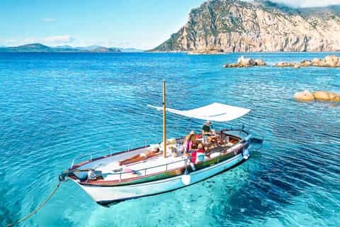 FULL DAY EXCURSION TO DISCOVER CAPRI ISLAND BY BOAT AND BY BUS WITH BLUE GROTTO ENTRANCE