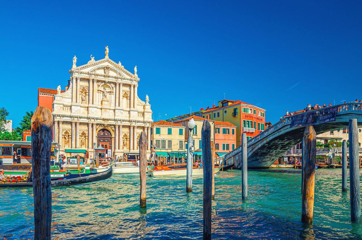 INSIDE VENICE COMBO TOUR: GUIDED VISIT TO DOGE'S PALACE AND SAINT MARK'S BASILICA IN ONE DAY