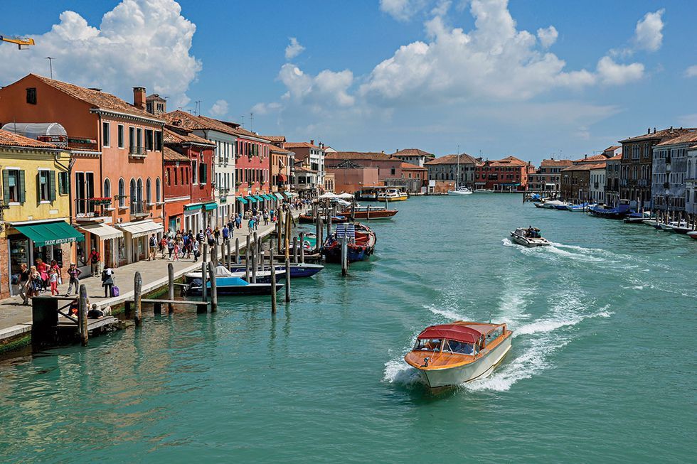 2 ISLANDS TOUR TO DISCOVER MURANO AND BURANO
