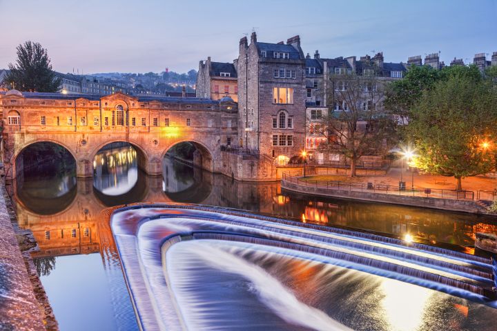 Salisbury, Stonehenge and Bath with Traditional Christmas Day Lunch