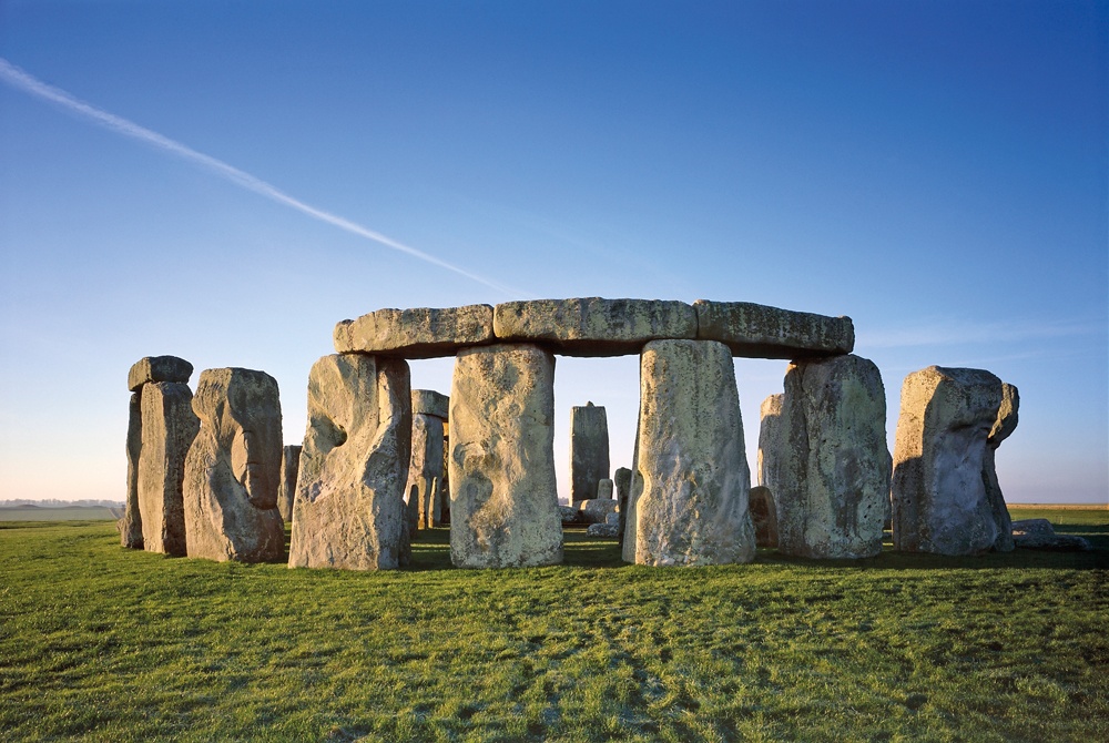 Simply Stonehenge Tour from London